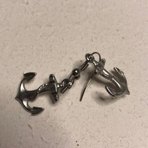 Anchor earrings